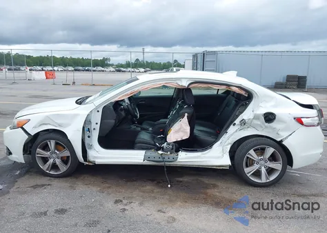 2014 Acura Ilx 2.0L z USA, uszkodzony, nr VIN 19VDE1F37EE009747